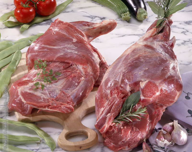Gigot et &eacute;paule d'agneau crus - photo r&eacute;f&eacute;rence VC139.jpg