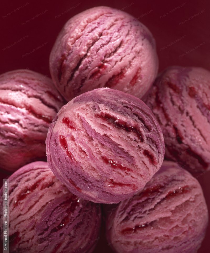 Glace &agrave; la framboise - photo r&eacute;f&eacute;rence DE297.jpg