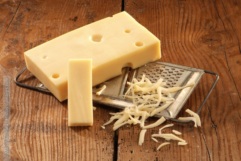 Gruy&egrave;re rap&eacute; - photo r&eacute;f&eacute;rence FR377N.jpg