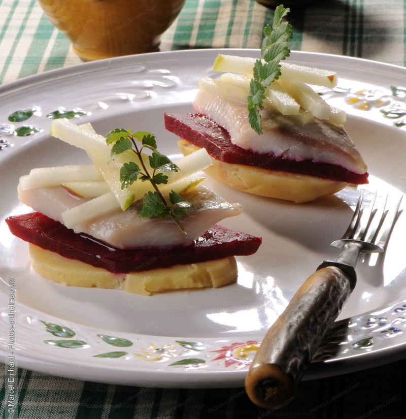 Hareng sur pomme de terre - photo r&eacute;f&eacute;rence PO394N.jpg