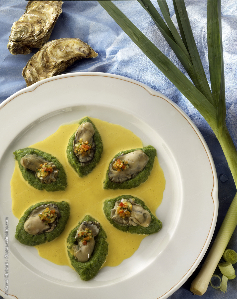 Hu&icirc;tres aux poireau et au curry - photo r&eacute;f&eacute;rence PO366.jpg