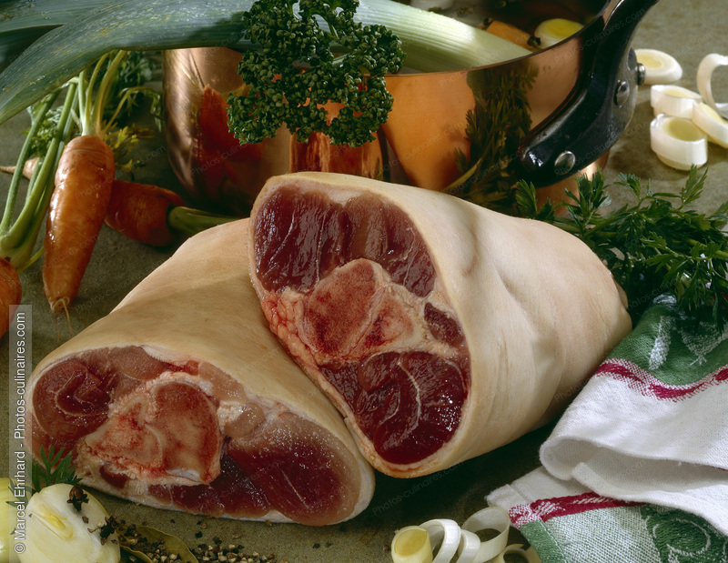 Jambonneaux avant de porc avec os - photo r&eacute;f&eacute;rence VC19.jpg