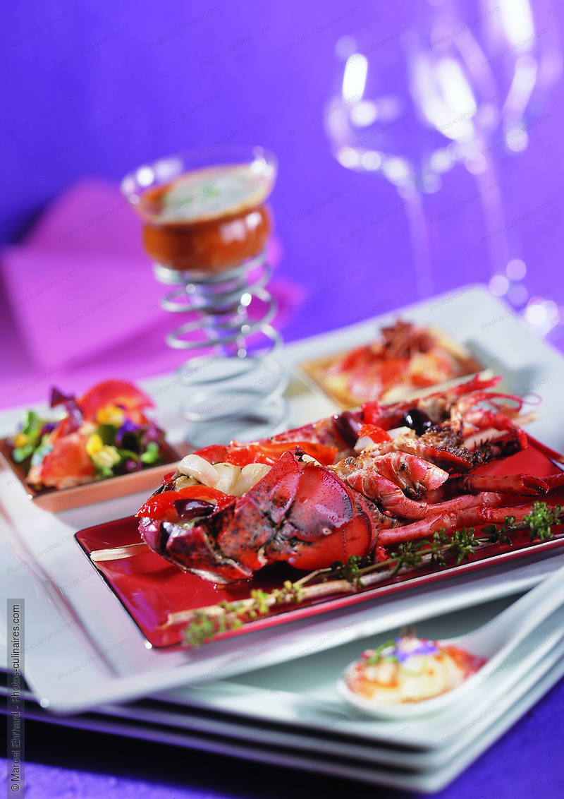 Langouste et son coulis coulis parfum&eacute; - photo r&eacute;f&eacute;rence PO166.jpg