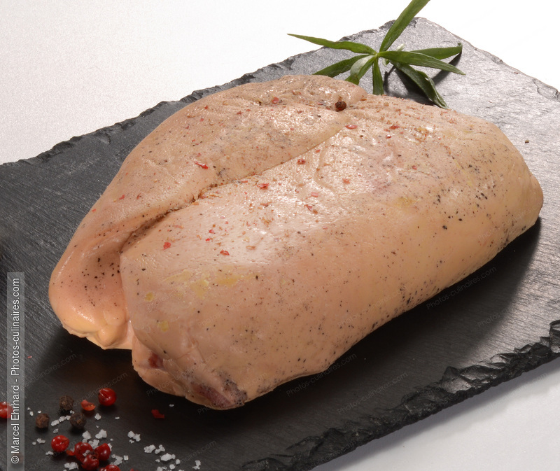 Lobe de foie gras entier - photo r&eacute;f&eacute;rence FG125N.jpg
