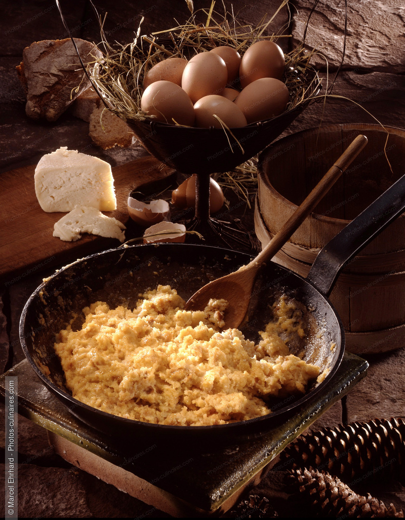 Maichla, omelette  au munster du marcaire, - photo r&eacute;f&eacute;rence OE1.jpg