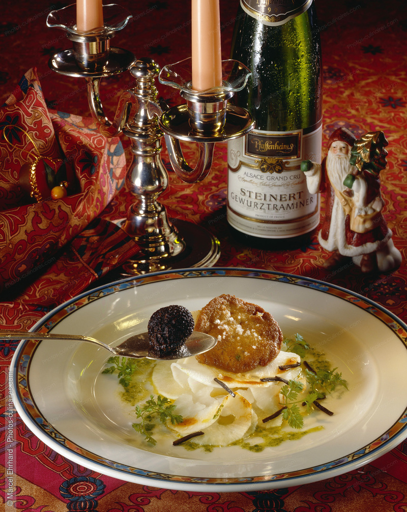 Marinade de radis aux truffes, poêlée de foie gras d'oie - photo référence FG41.jpg