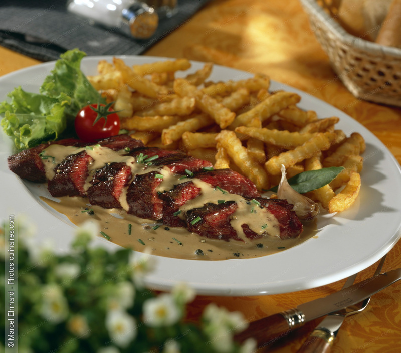 M&eacute;daillon de canard sauce poivre - photo r&eacute;f&eacute;rence PC258.jpg
