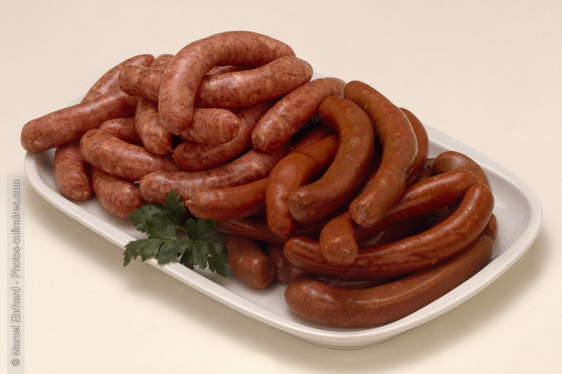 Merguez et chipolatas crus - photo r&eacute;f&eacute;rence CH179.jpg