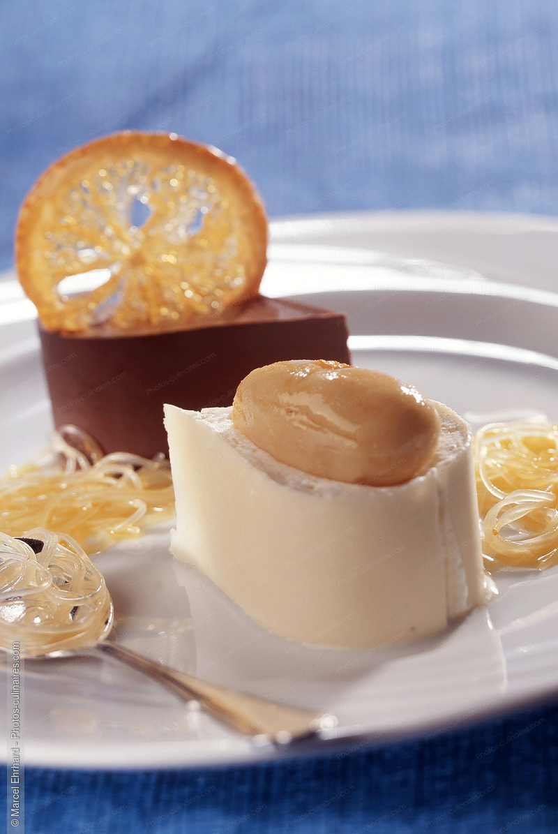 Mousse aux deux chocolats - photo r&eacute;f&eacute;rence DE592N.jpg