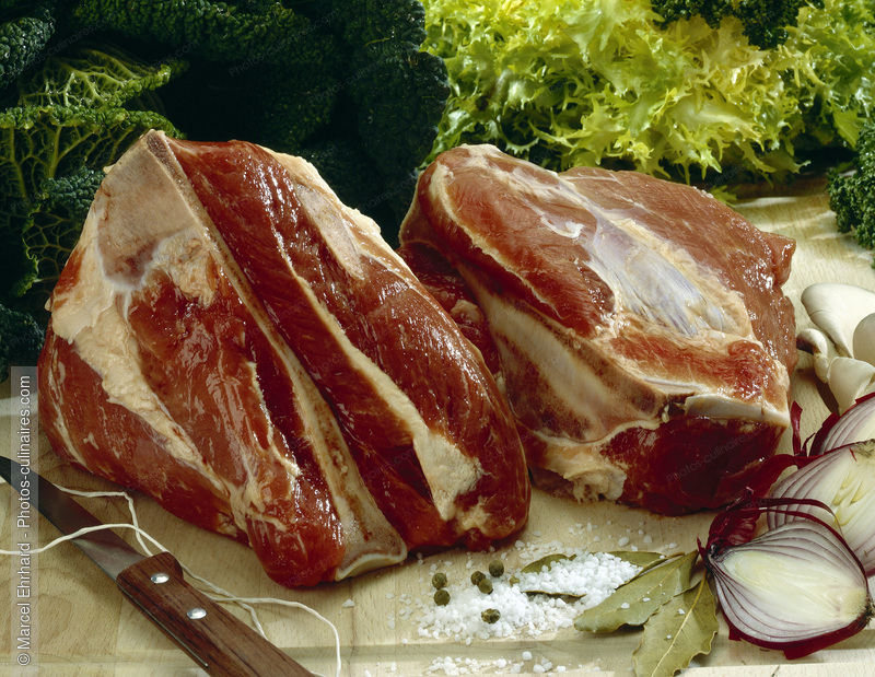 Palettes de porc sal&eacute; avec os - photo r&eacute;f&eacute;rence VC18.jpg