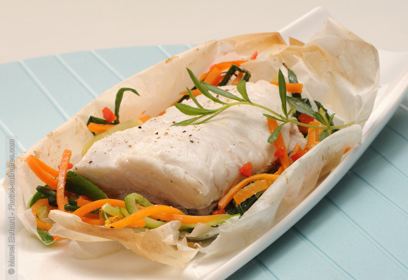 Papillote de merlu - photo r&eacute;f&eacute;rence PO627N.jpg