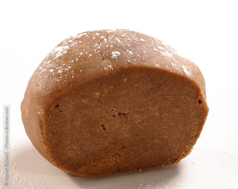 P&acirc;te Linzer crue tranch&eacute;e - photo r&eacute;f&eacute;rence KP190N.jpg