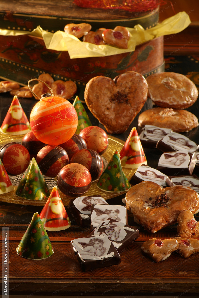 P&acirc;tisserie de No&euml;l - photo r&eacute;f&eacute;rence DE711N.jpg
