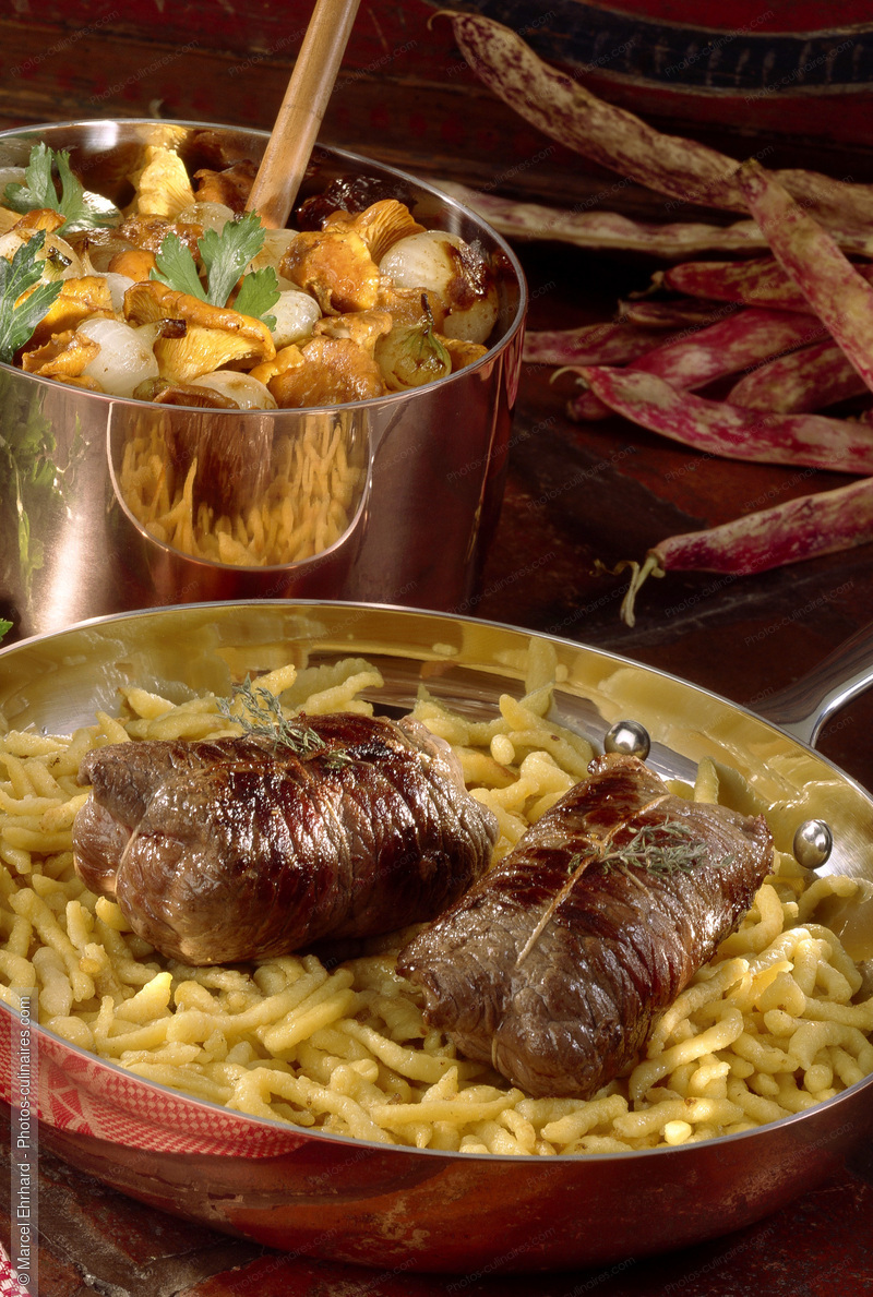 Paupiette et po&ecirc;l&eacute;e de girolle - photo r&eacute;f&eacute;rence PC516.jpg