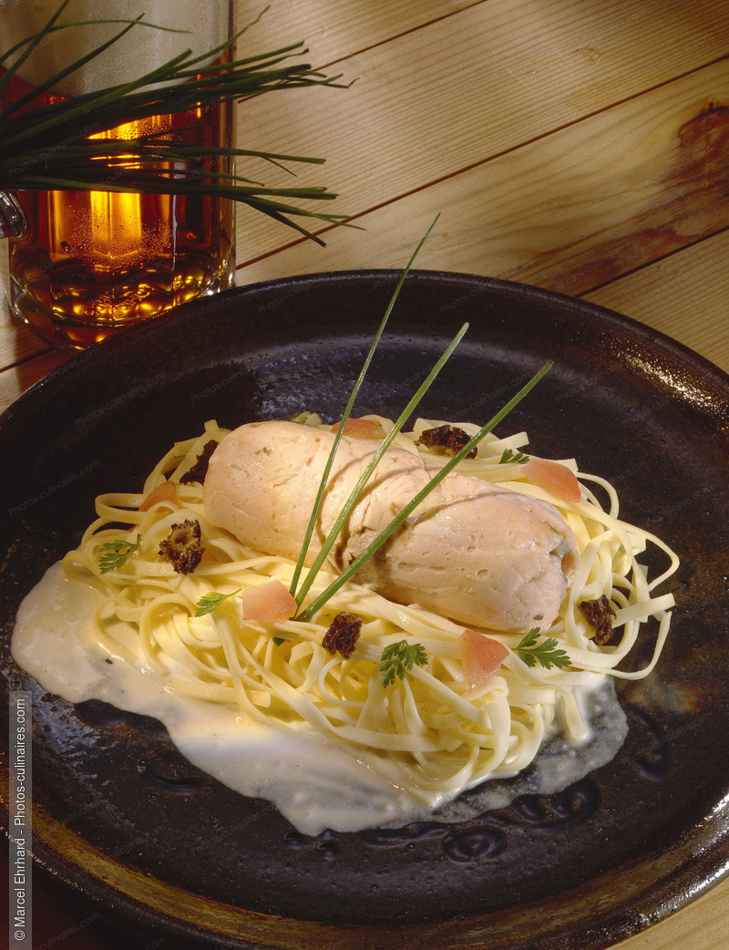 Paupiettes de saumon &agrave; la bi&egrave;re - photo r&eacute;f&eacute;rence PO624.jpg