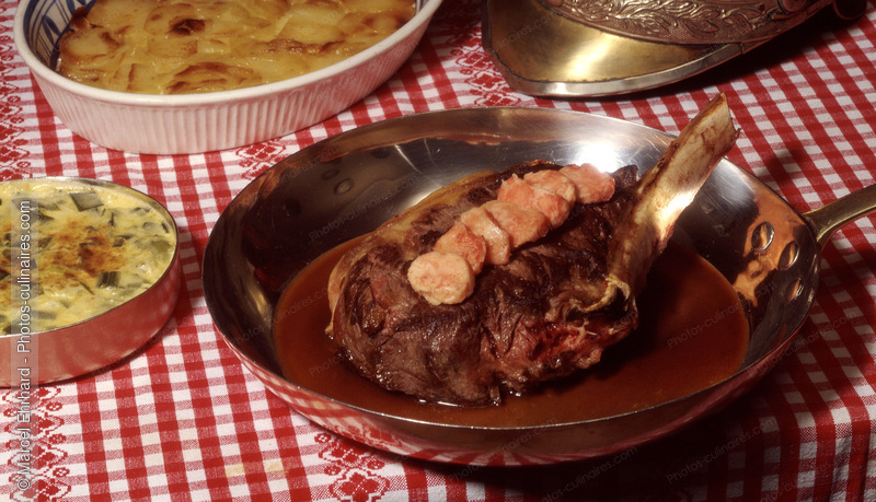 Pi&egrave;ce de boeuf au Pinot rouge et &agrave; la moelle. - photo r&eacute;f&eacute;rence PC20.jpg