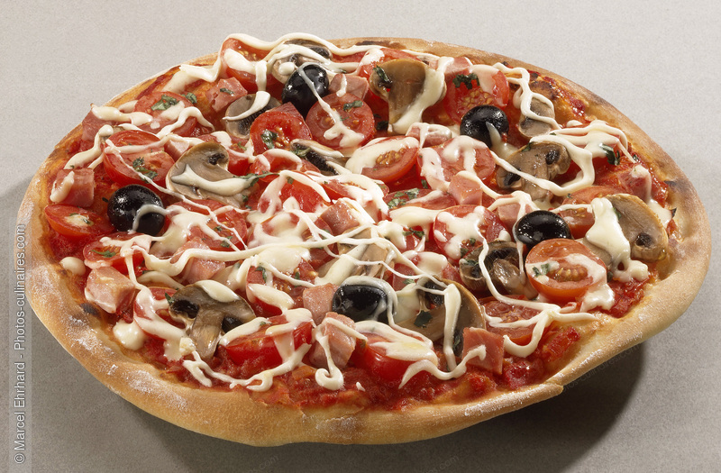 Pizza mozzarella - photo r&eacute;f&eacute;rence TT140.jpg