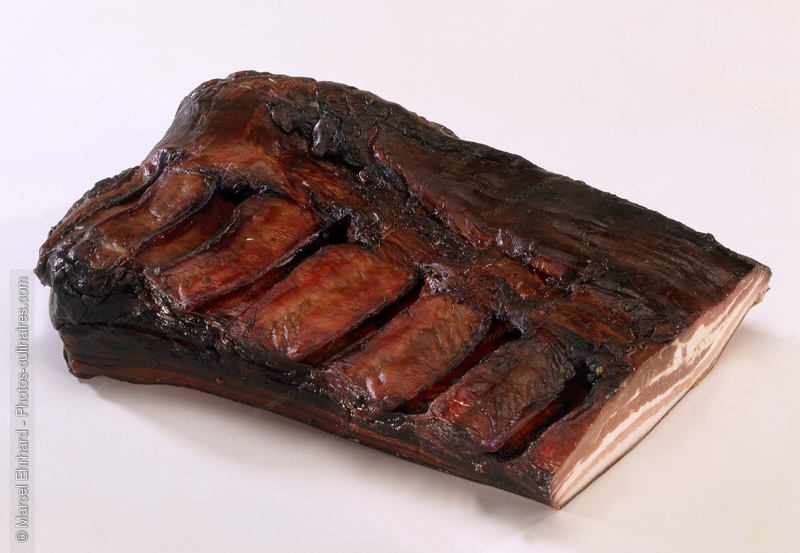 Poitrine de porc paysanne fum&eacute;e - photo r&eacute;f&eacute;rence CH225.jpg