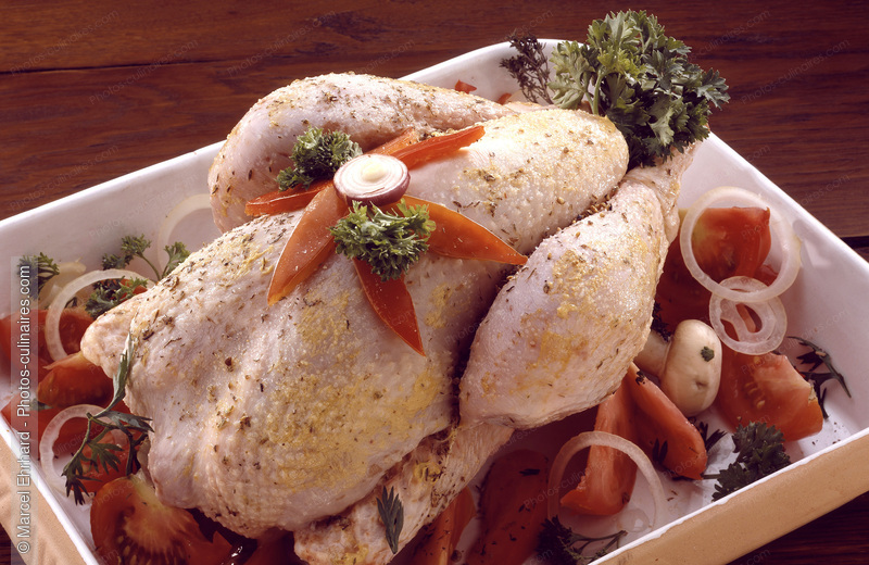 Poulet cru pr&ecirc;t &agrave; cuire - photo r&eacute;f&eacute;rence PC160.jpg