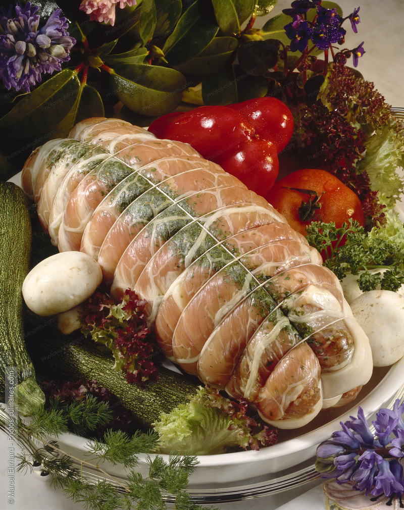 Roul&eacute; de veau cru farci - photo r&eacute;f&eacute;rence VC109.jpg