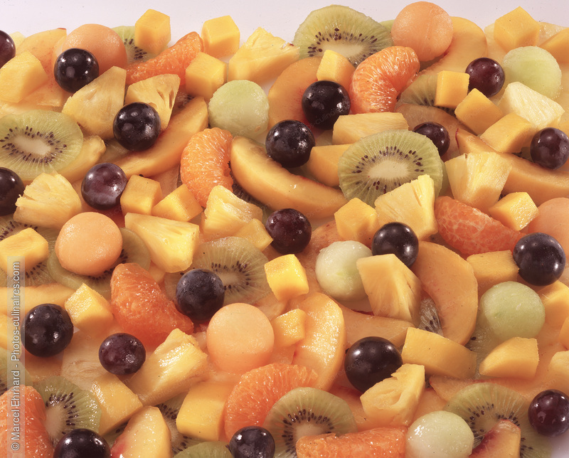 Salade de fruits tranch&eacute;s - photo r&eacute;f&eacute;rence FRU346.jpg