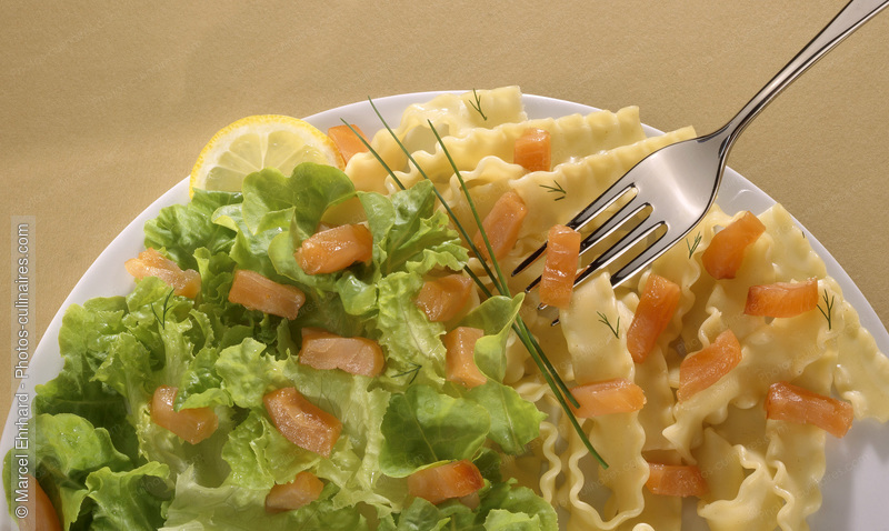 Salade de pâte et de saumon - photo référence PO273.jpg