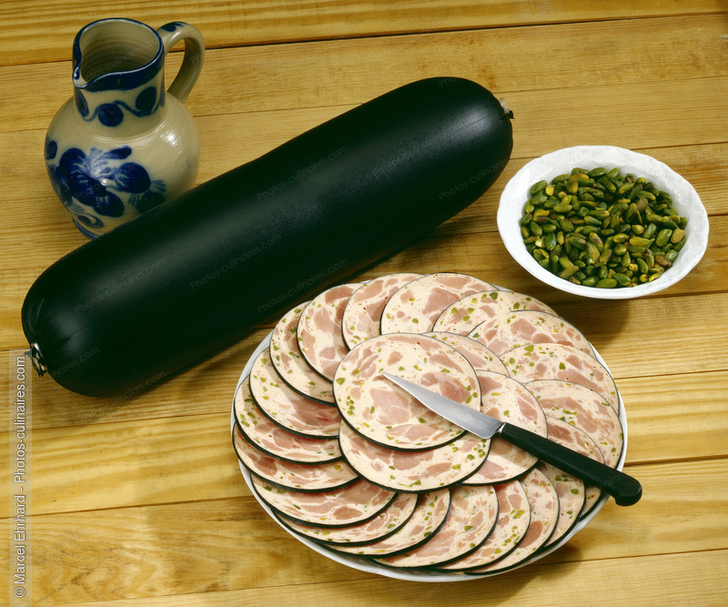 Saucisse de pistache - photo r&eacute;f&eacute;rence CH91.jpg