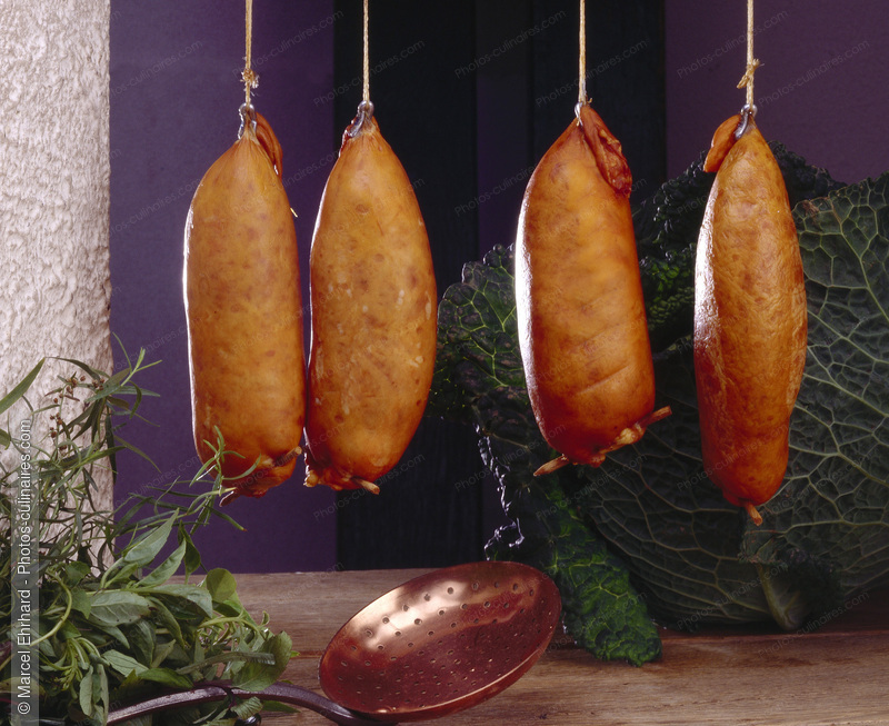Saucisses de Morteau - photo r&eacute;f&eacute;rence CH198.jpg