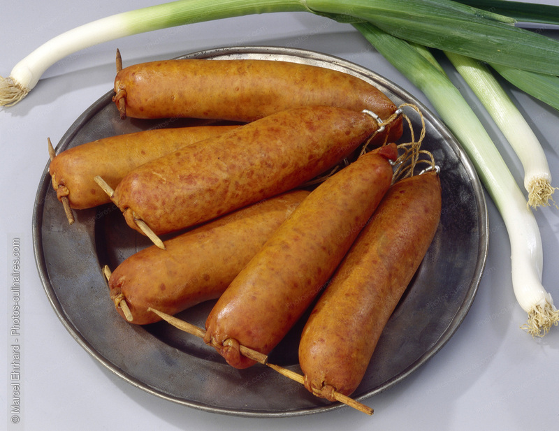 Saucisses de Morteau - photo r&eacute;f&eacute;rence CH451.jpg