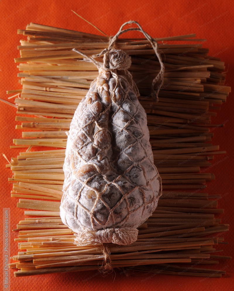 Saucisson sec - photo r&eacute;f&eacute;rence CH275N.jpg