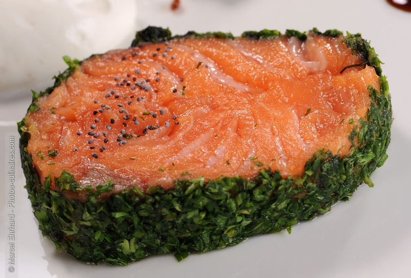 Saumon pann&eacute; aux fines herbes - photo r&eacute;f&eacute;rence PO372N.jpg