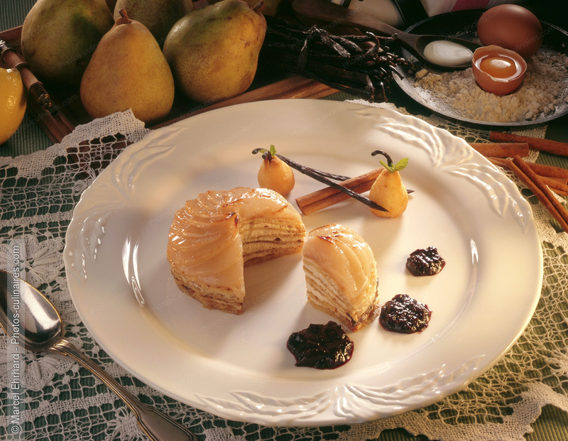 Souffl&eacute; de cr&ecirc;pes aux poires - photo r&eacute;f&eacute;rence DE35.jpg