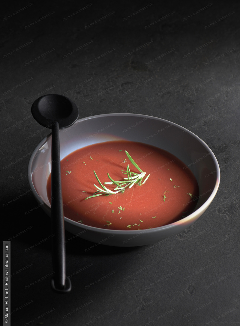 Soupe de tomate - photo r&eacute;f&eacute;rence SO136N.jpg