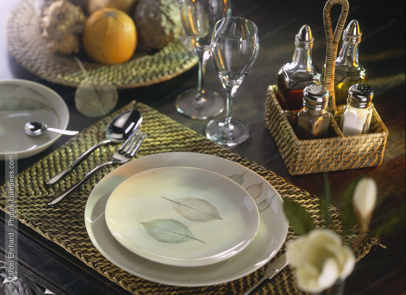 Table dress&eacute;e - photo r&eacute;f&eacute;rence AT80.jpg