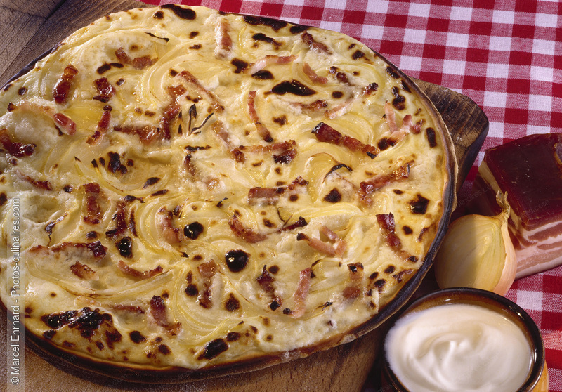 Tarte flamb&eacute;e - photo r&eacute;f&eacute;rence TT165.jpg