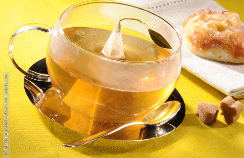 Tasse de thé en verre - photo référence BO107N.jpg