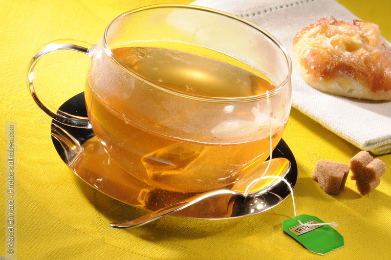 Tasse de th&eacute; - photo r&eacute;f&eacute;rence BO241N.jpg
