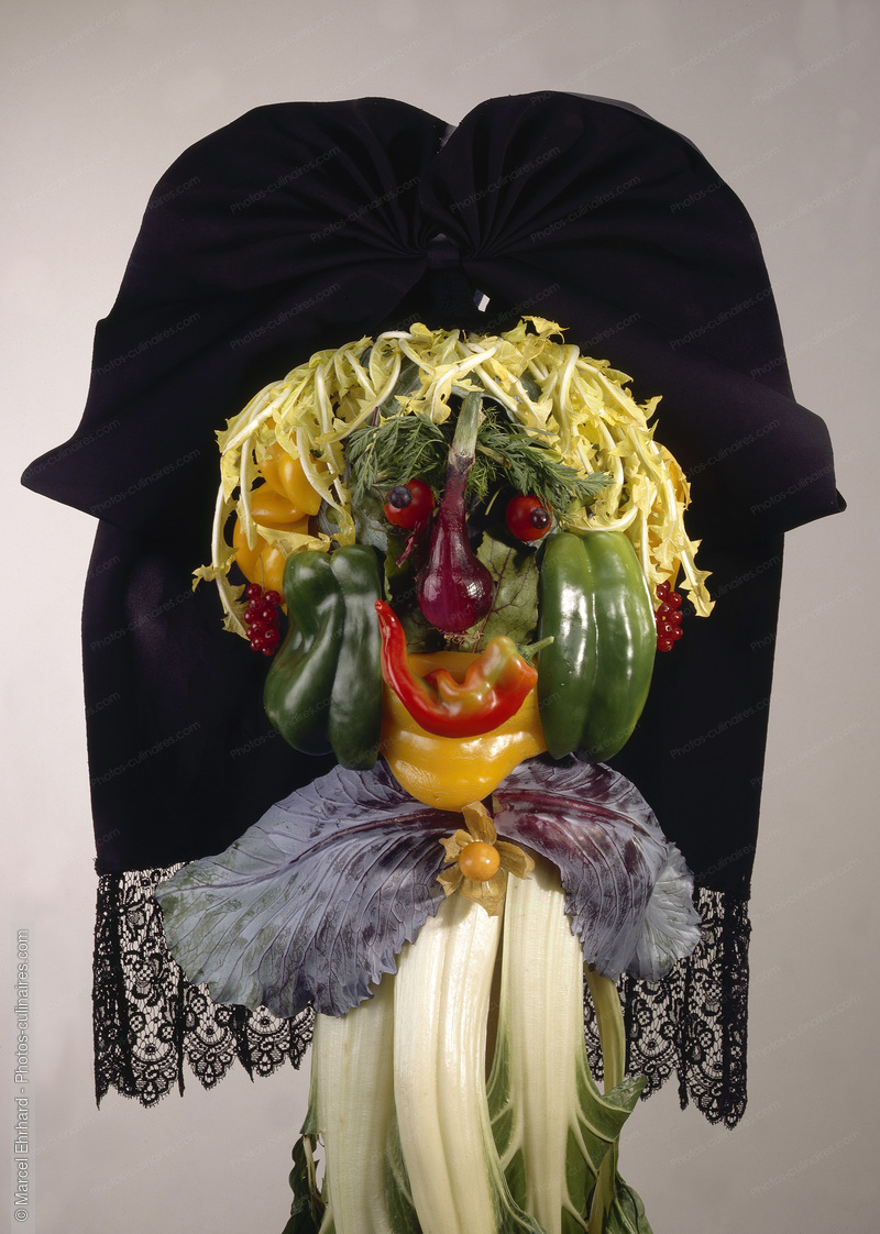 Tête de fruits et légumes avec coiffe alsacienne  Arcimboldo - photo référence LE239.jpg