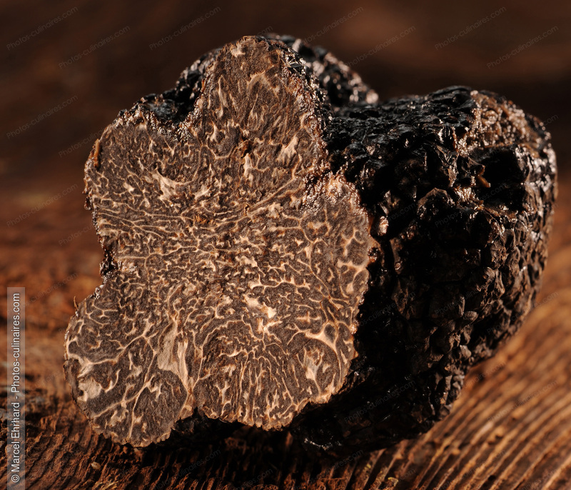 Truffe tranch&eacute;e - photo r&eacute;f&eacute;rence LE540N.jpg
