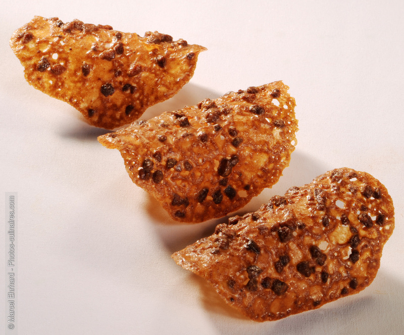 Tuiles aux amandes - photo r&eacute;f&eacute;rence DE530N.jpg