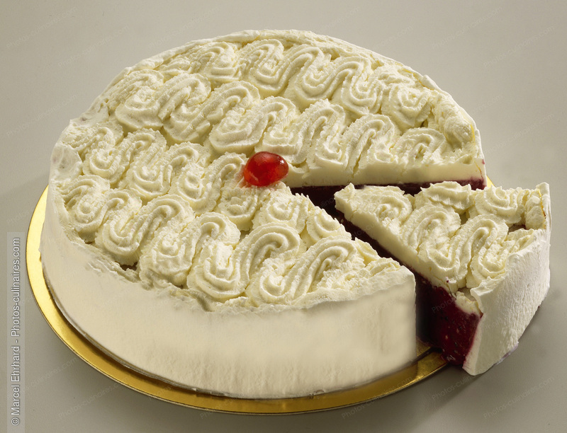 Vacherin glac&eacute; pralin&eacute; - photo r&eacute;f&eacute;rence DE509.jpg