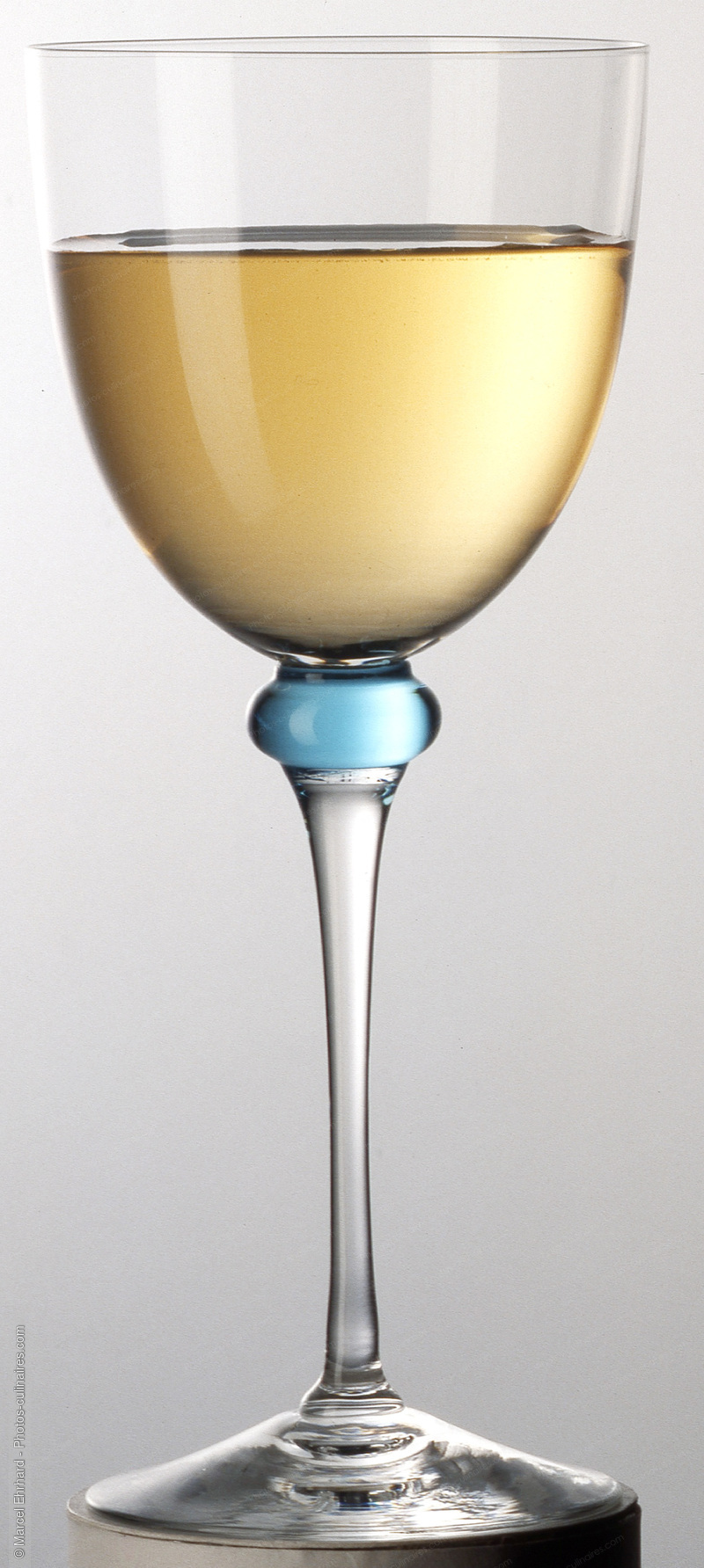 Verre de vin blanc - photo r&eacute;f&eacute;rence BO43.jpg