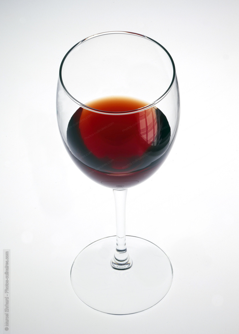 Verre de vin rouge - photo r&eacute;f&eacute;rence BO78.jpg