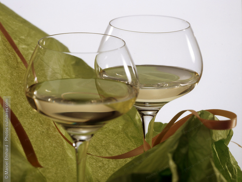 Verres de vin blanc - photo r&eacute;f&eacute;rence BO27.jpg