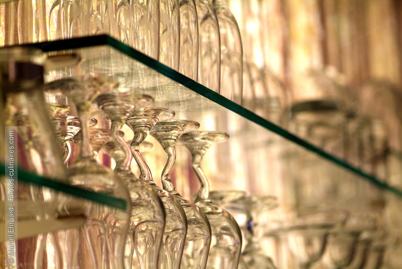 Verres suspendus - photo r&eacute;f&eacute;rence AT45N.jpg