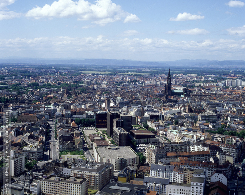 Vue a&eacute;rienne de Strasbourg - photo r&eacute;f&eacute;rence VIN10.jpg