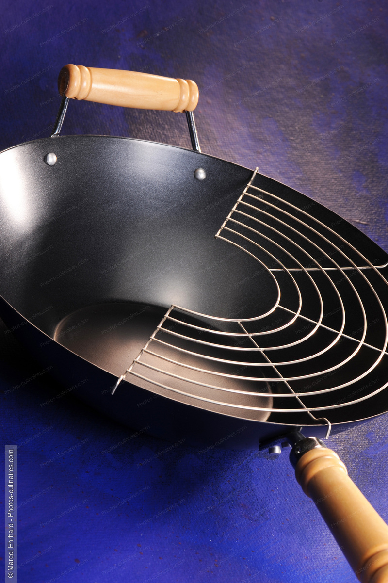 Wok vide - photo r&eacute;f&eacute;rence AT121N.jpg